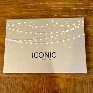 Blaze Chaser Face Palette by Iconic London 6 x 2.5g